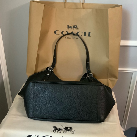 NWT COACH PEBBLE LEATHER MEADOW SHOULDER BAG - Picture 4 of 6